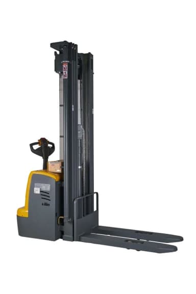 Штабелер самоходный 1,5 т 5,6 м XILIN CDDR15-III 24/200 В/Ач — фото 9
